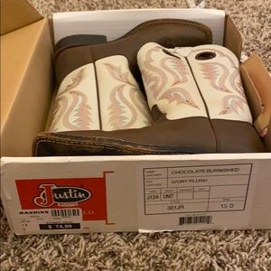 Justin Youth 1.5 chocolate Burnished Cowboy boots